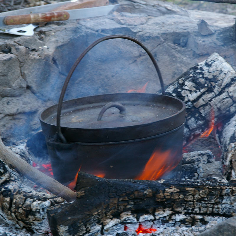 Camp Oven Cooking in 4 Easy Steps!