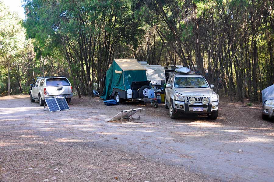 Self-sufficient camping at Alexandra Bridge
