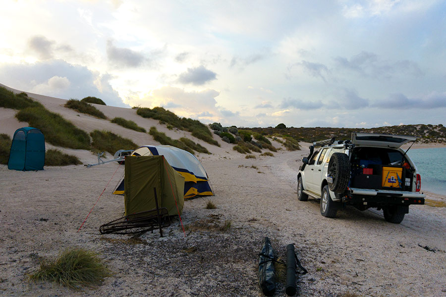 Using-your-vehicle-as-a-wind-break-can-be-fantastic