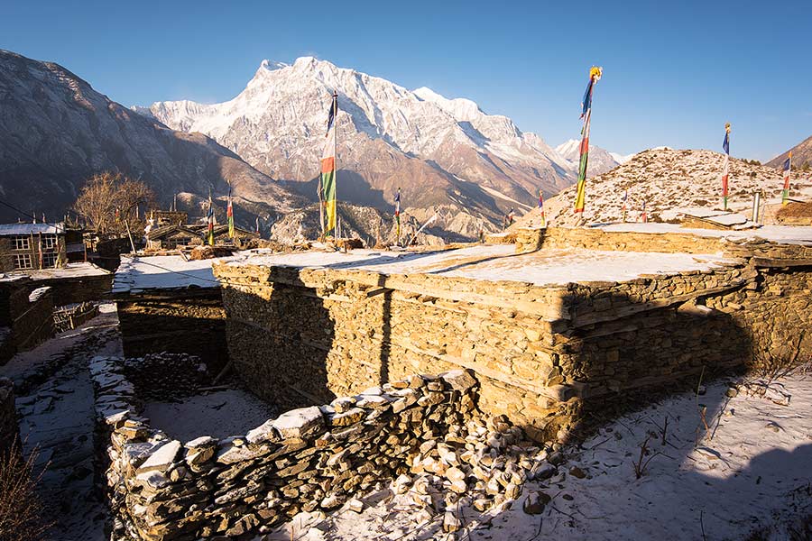 The first glimpses of the snow-capped peaks in Nepal