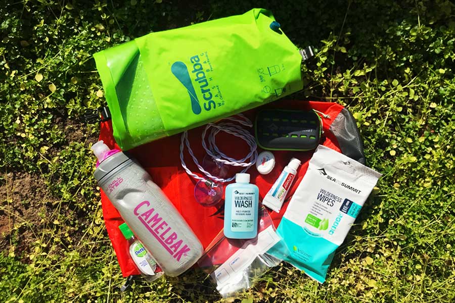Essentials to take on an outdoor trip for cleaning