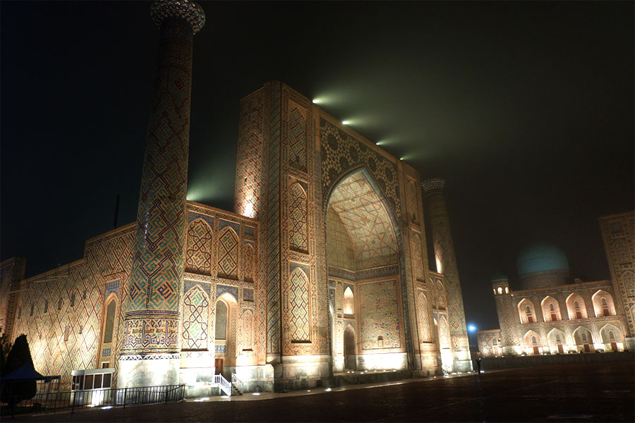 Registan-Square-at-night--Uzbekistan